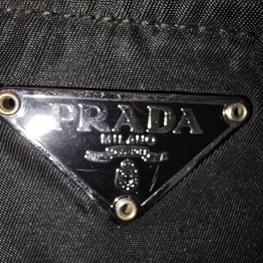 PRADA Vintage Black Tessuto Messenger Cross BodyBag - Picture 6 of 11